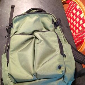 Lululemon Sport Backpack (Like new)